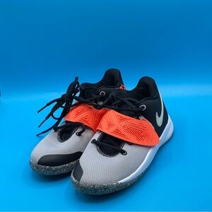 Nike Kyrie Flytrap 3 III Black Crimson‎